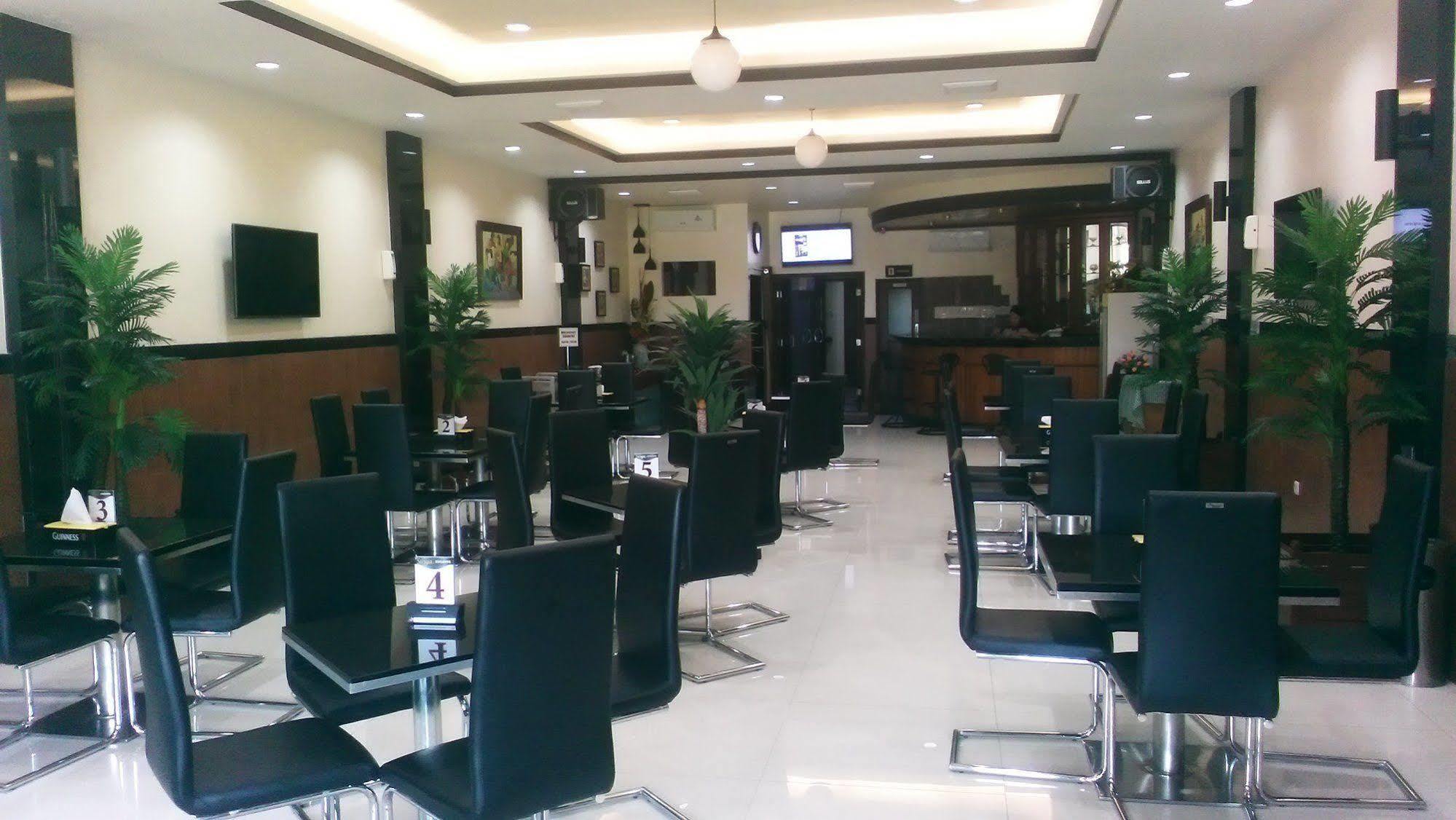 Anging Mammiri Hotel *